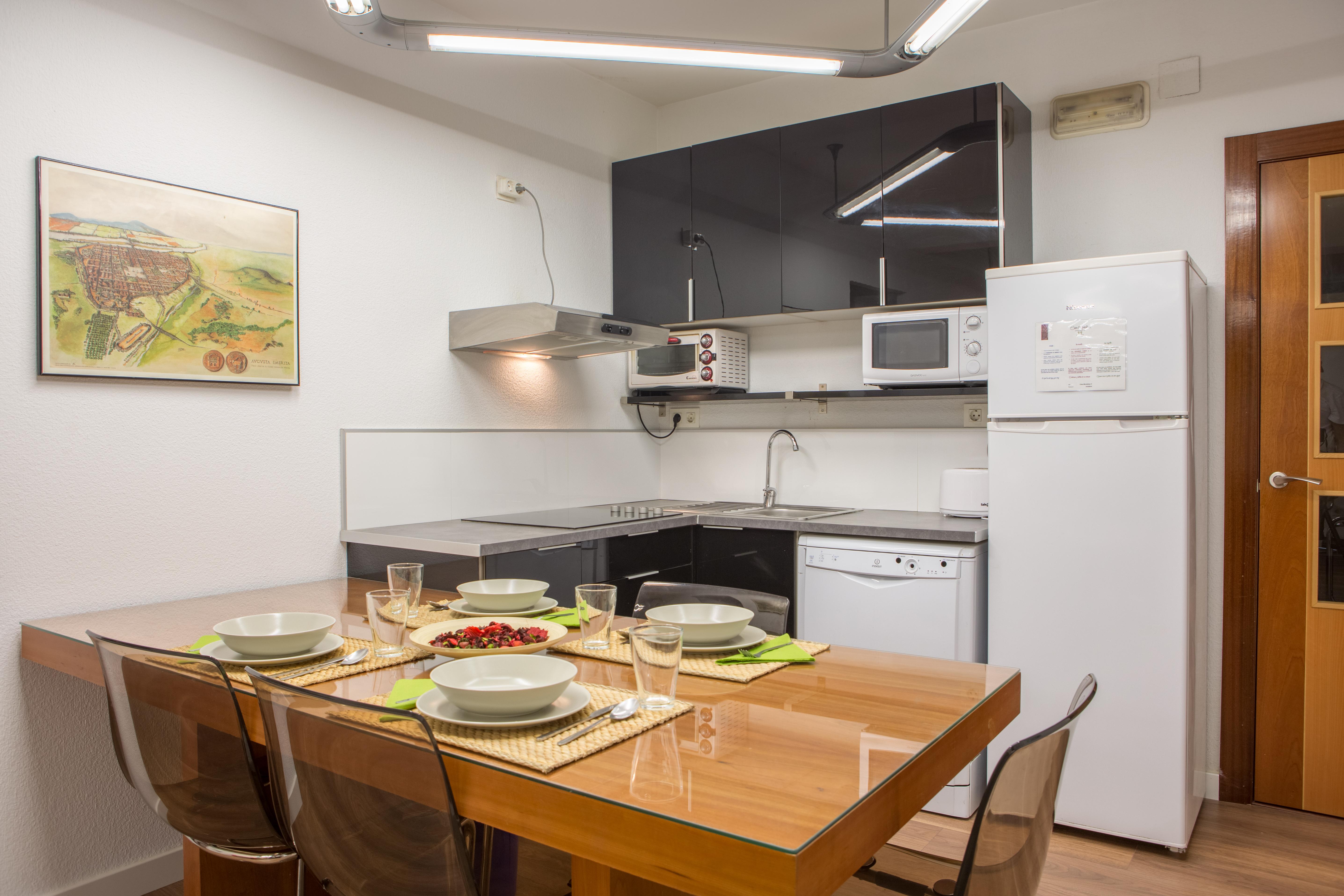 กาซา มอนตัลบัน อปาร์ตาเมนโตส Apartment กรานาดา ภายนอก รูปภาพ