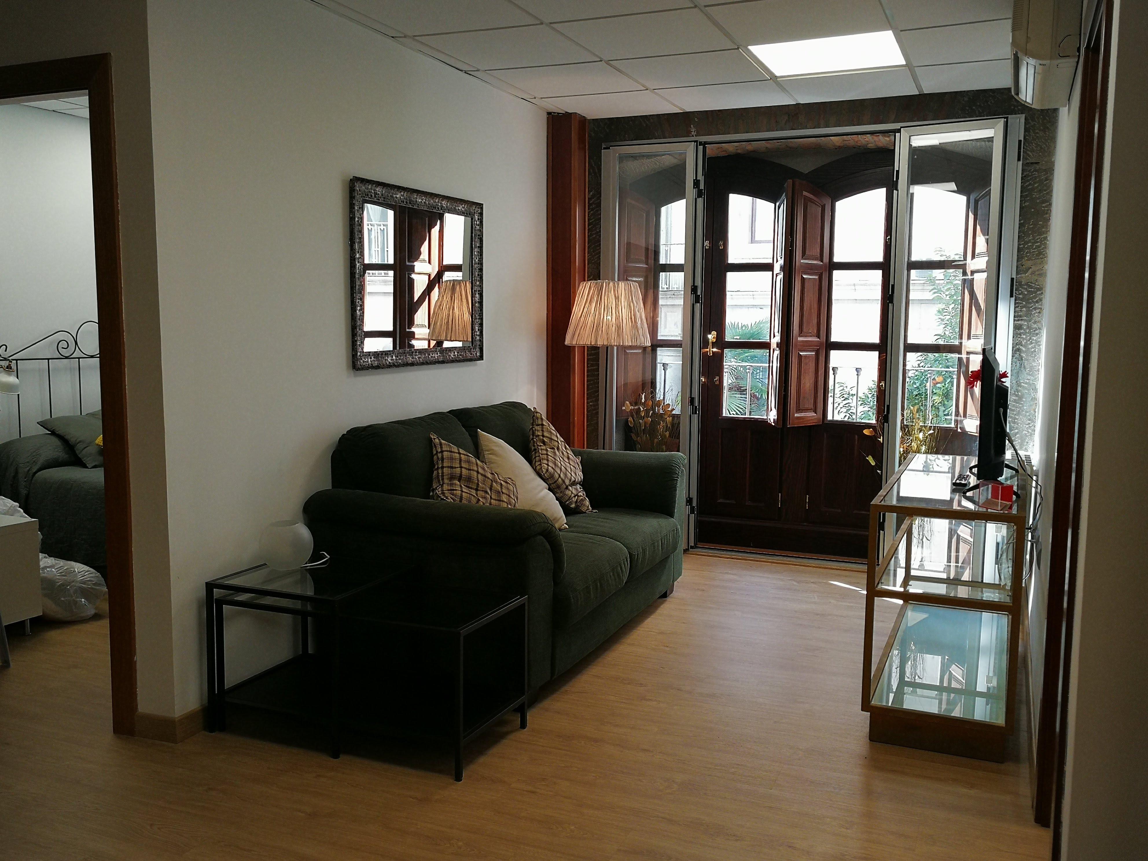 กาซา มอนตัลบัน อปาร์ตาเมนโตส Apartment กรานาดา ภายนอก รูปภาพ