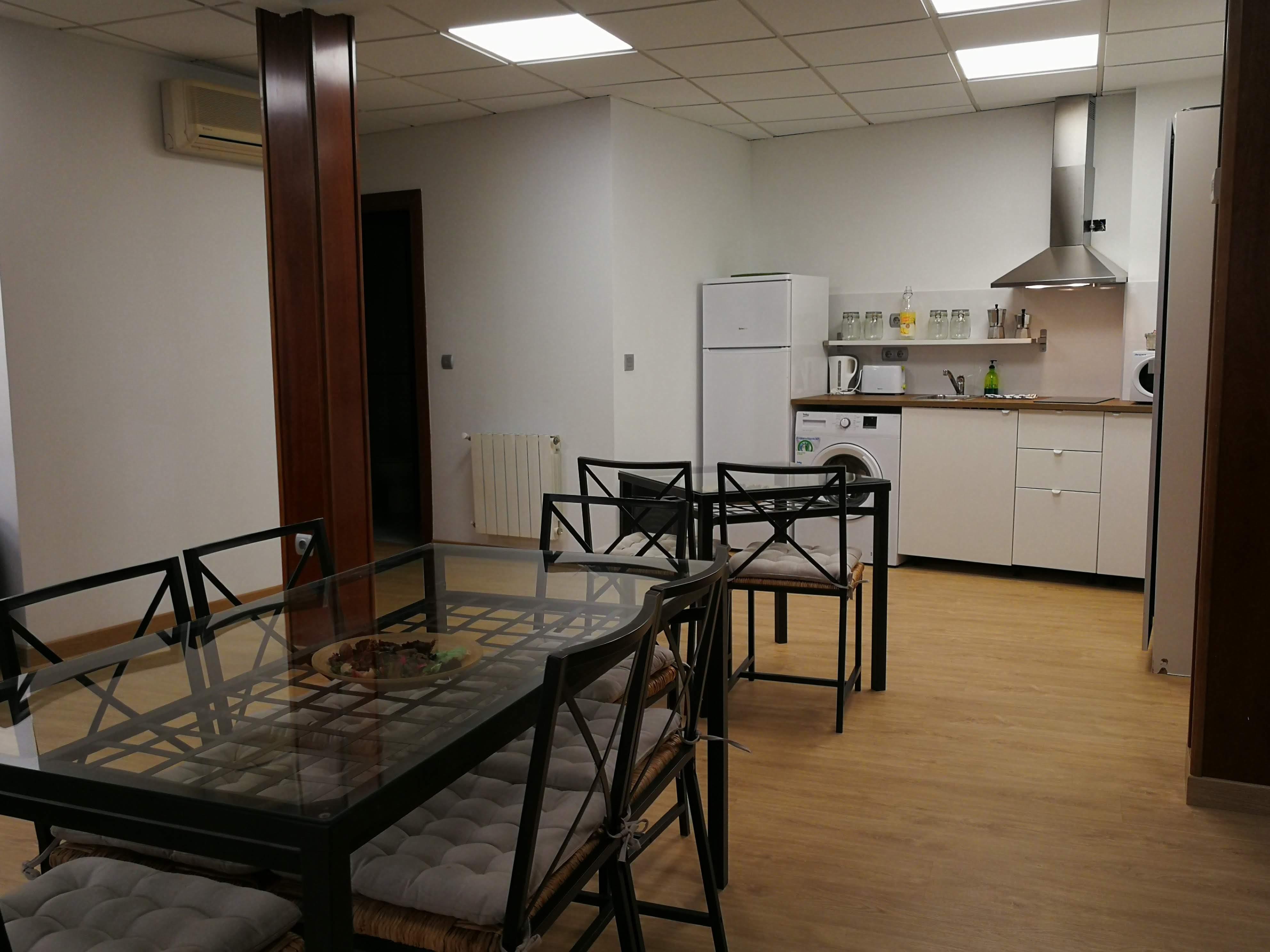 กาซา มอนตัลบัน อปาร์ตาเมนโตส Apartment กรานาดา ภายนอก รูปภาพ