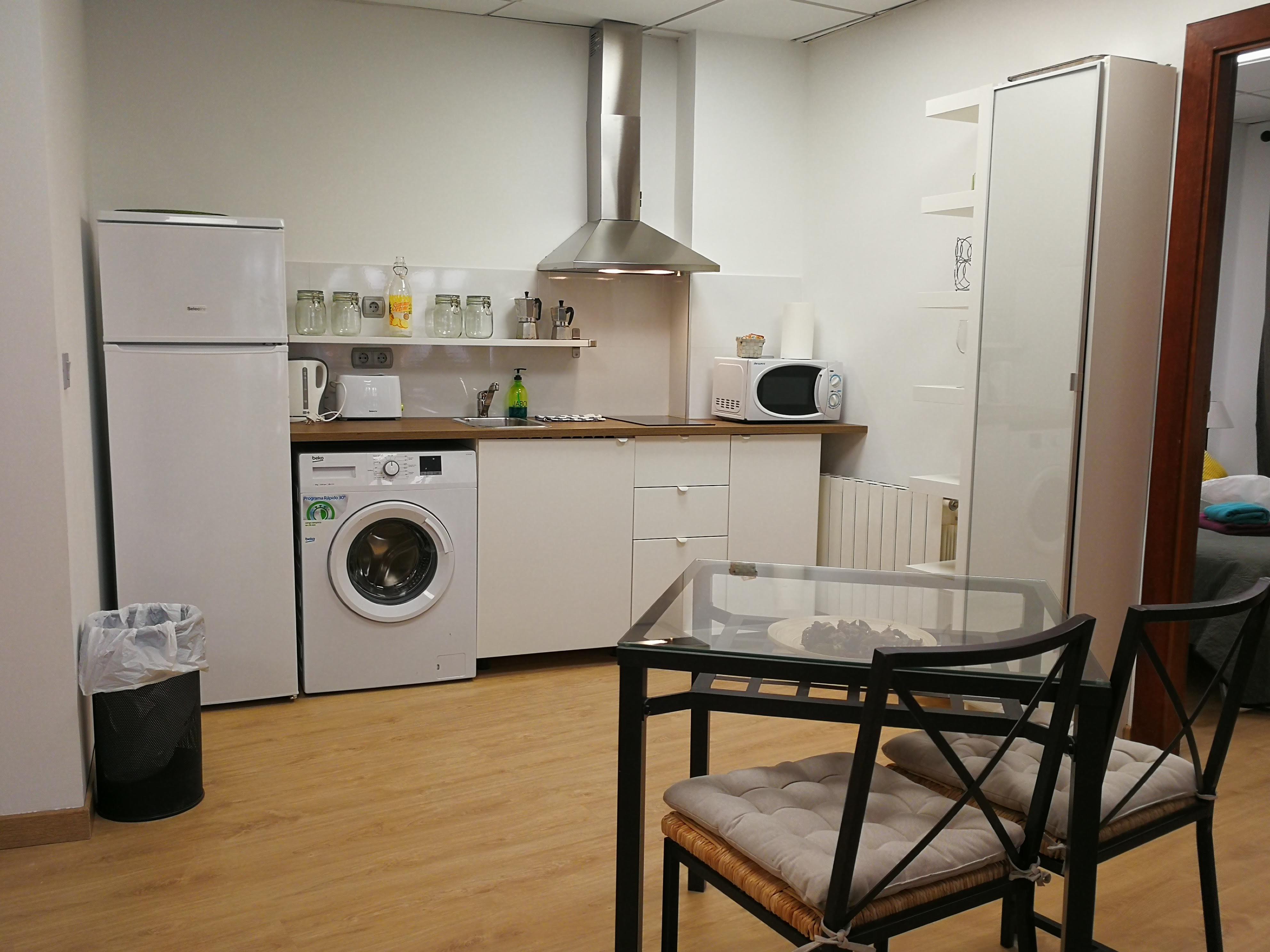 กาซา มอนตัลบัน อปาร์ตาเมนโตส Apartment กรานาดา ภายนอก รูปภาพ