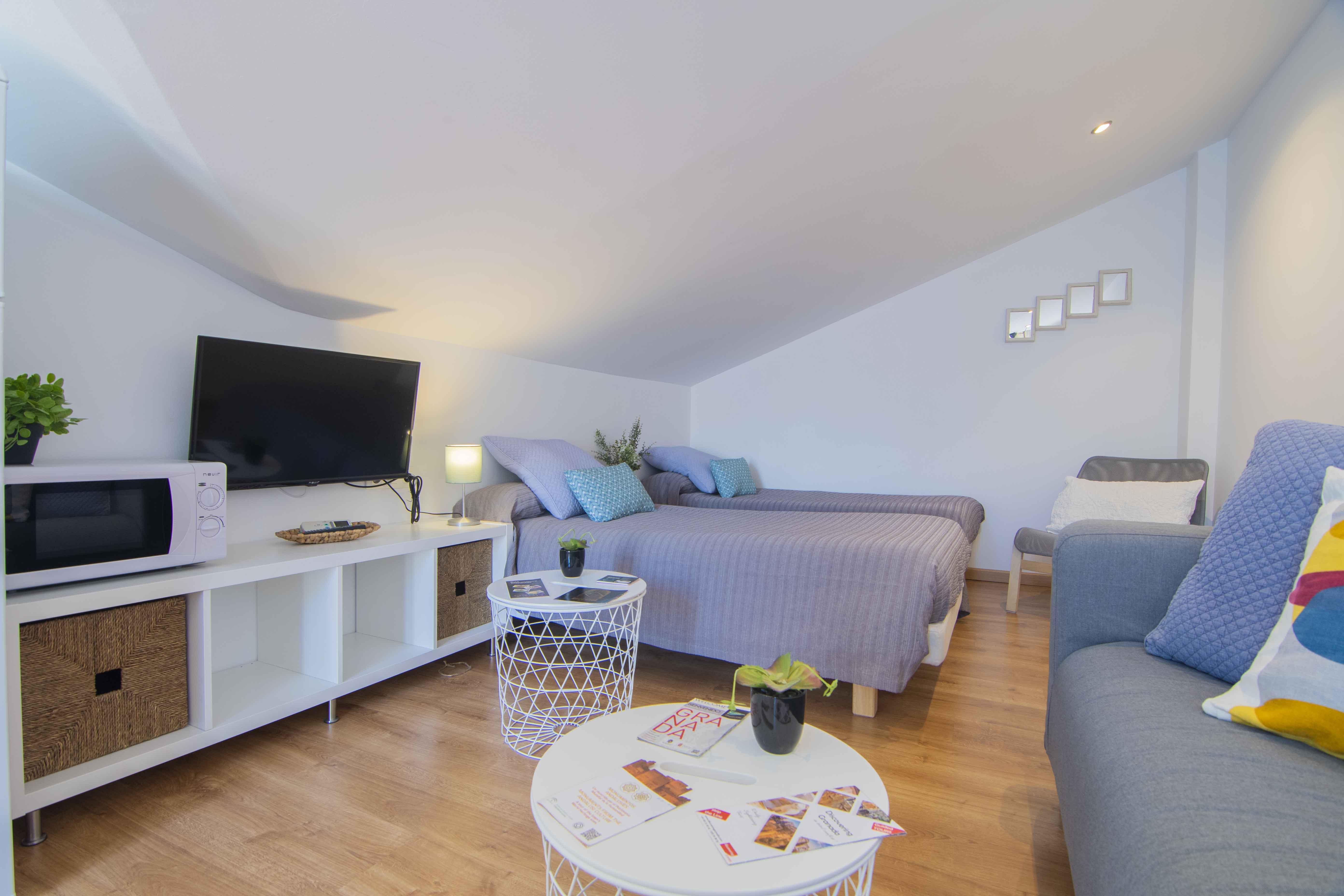 กาซา มอนตัลบัน อปาร์ตาเมนโตส Apartment กรานาดา ภายนอก รูปภาพ