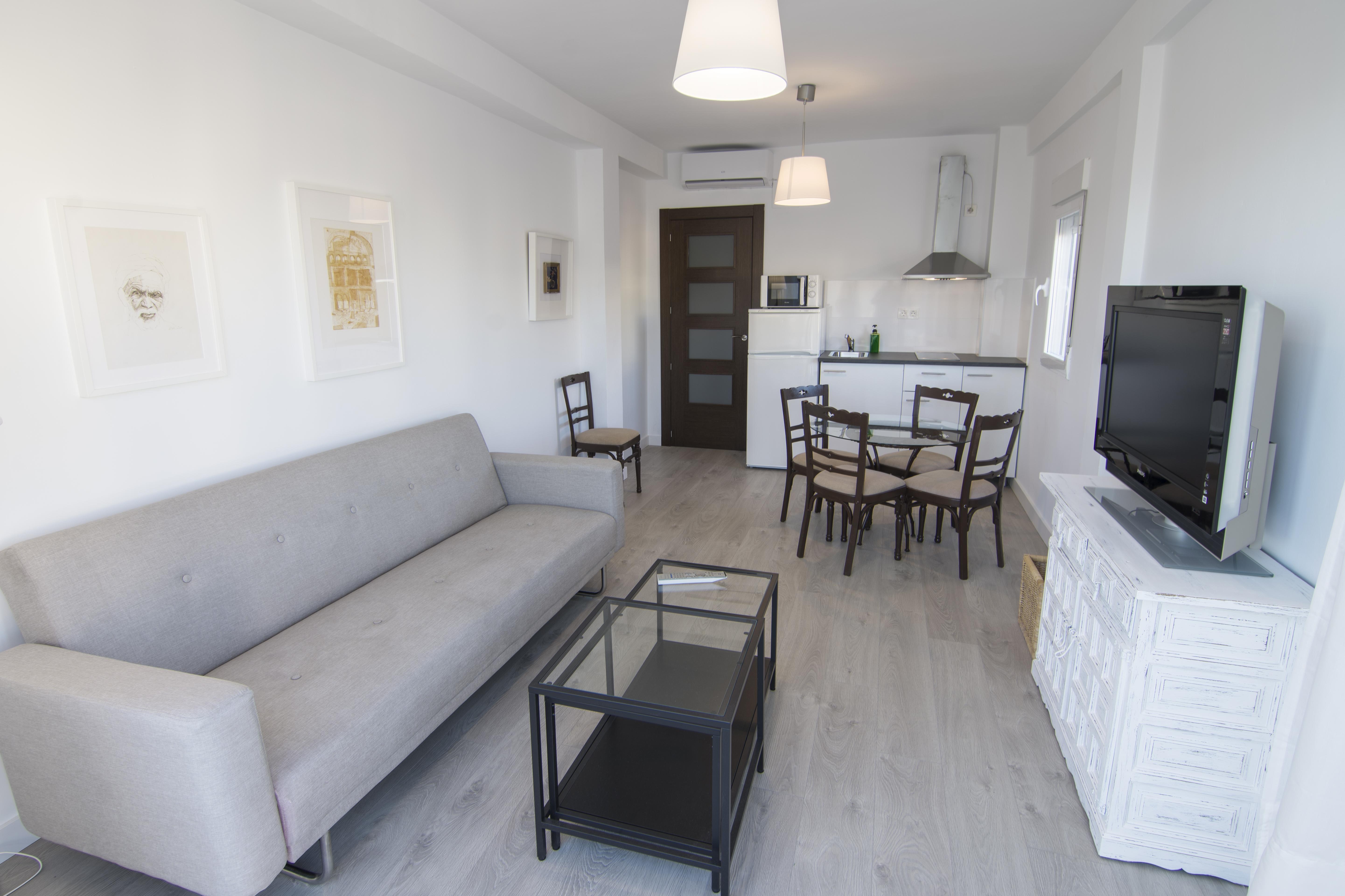 กาซา มอนตัลบัน อปาร์ตาเมนโตส Apartment กรานาดา ภายนอก รูปภาพ