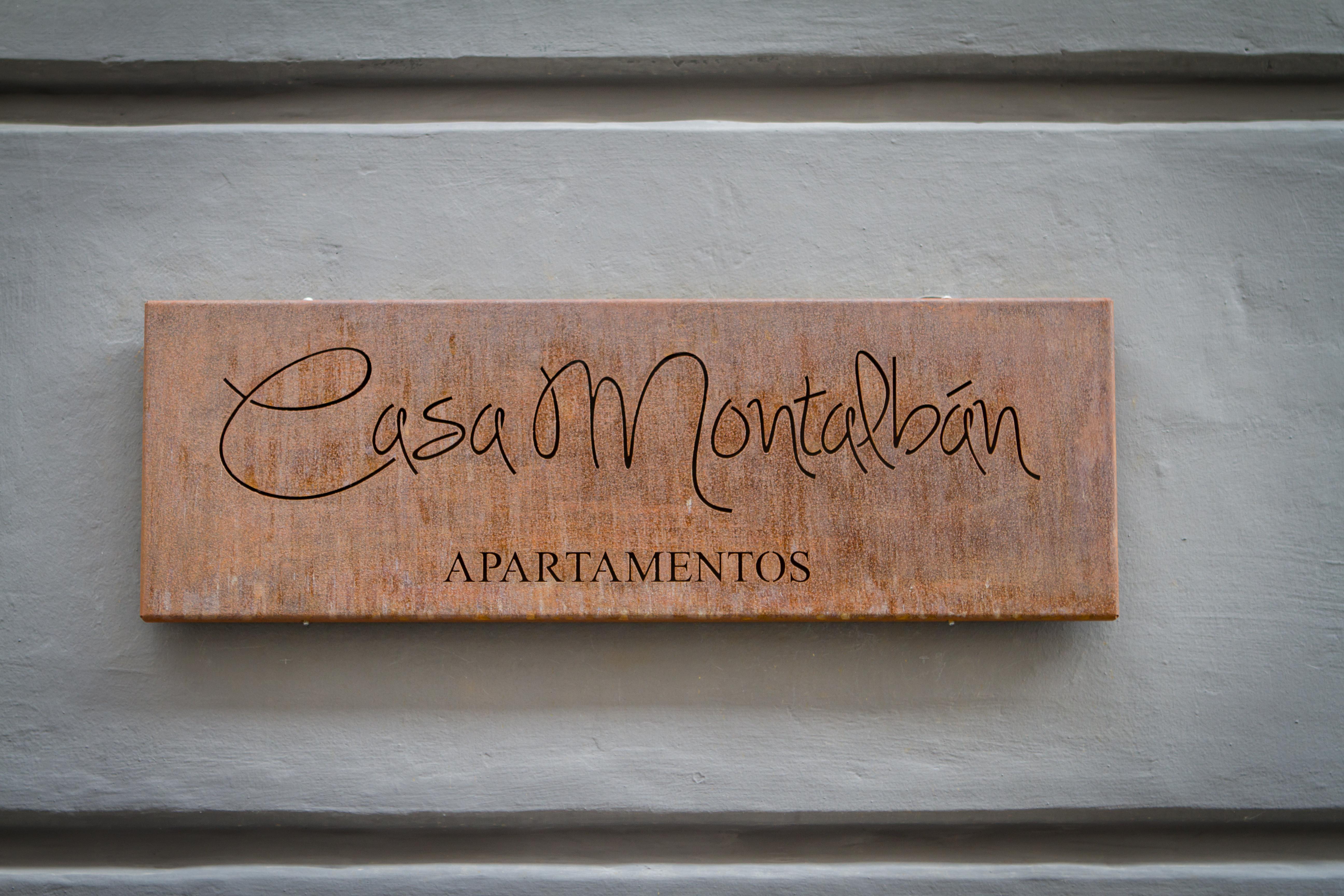 กาซา มอนตัลบัน อปาร์ตาเมนโตส Apartment กรานาดา ภายนอก รูปภาพ