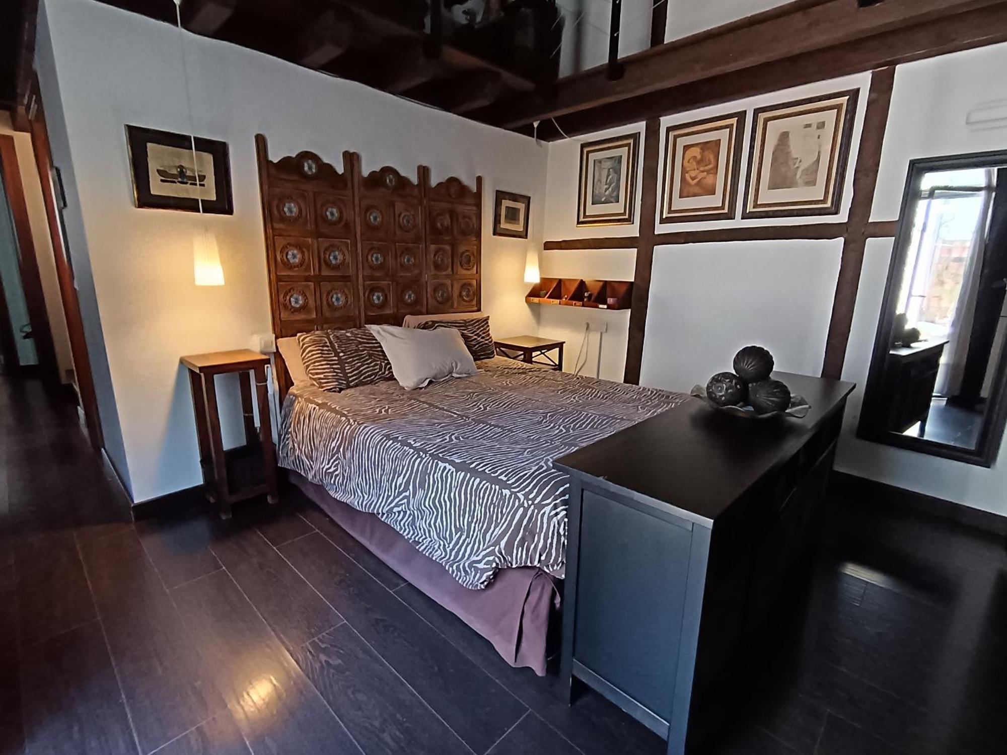 กาซา มอนตัลบัน อปาร์ตาเมนโตส Apartment กรานาดา ภายนอก รูปภาพ